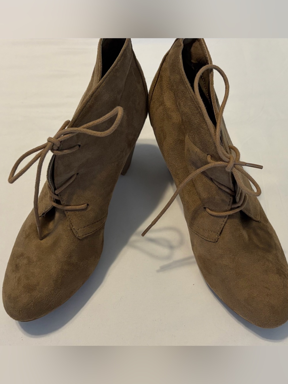 Women’s Brown Suede Lace-Up Ankle Boots